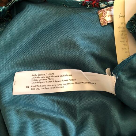 Band Of The Free NWT Sybille Flirty V Neck Wrap Front Teal Floral Crop Top Small - Picture 10 of 16